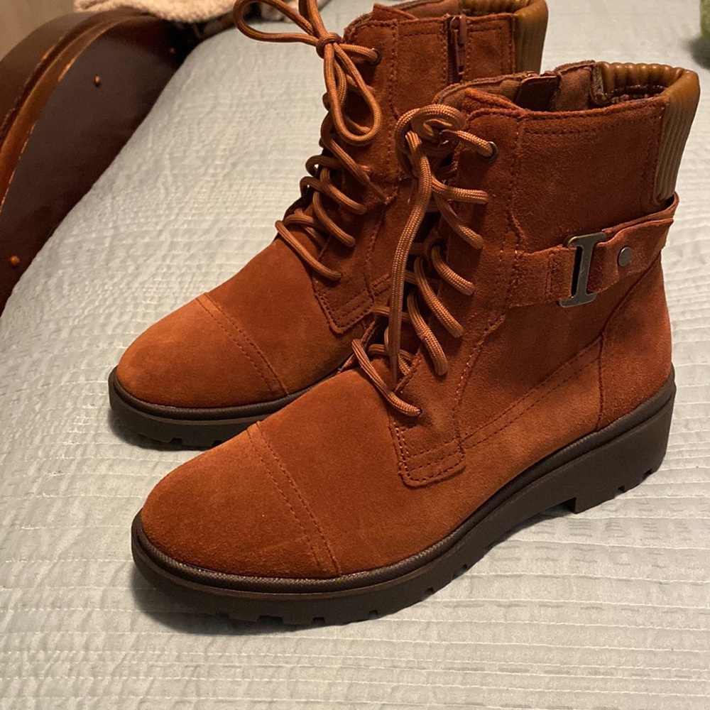 Clarks boots